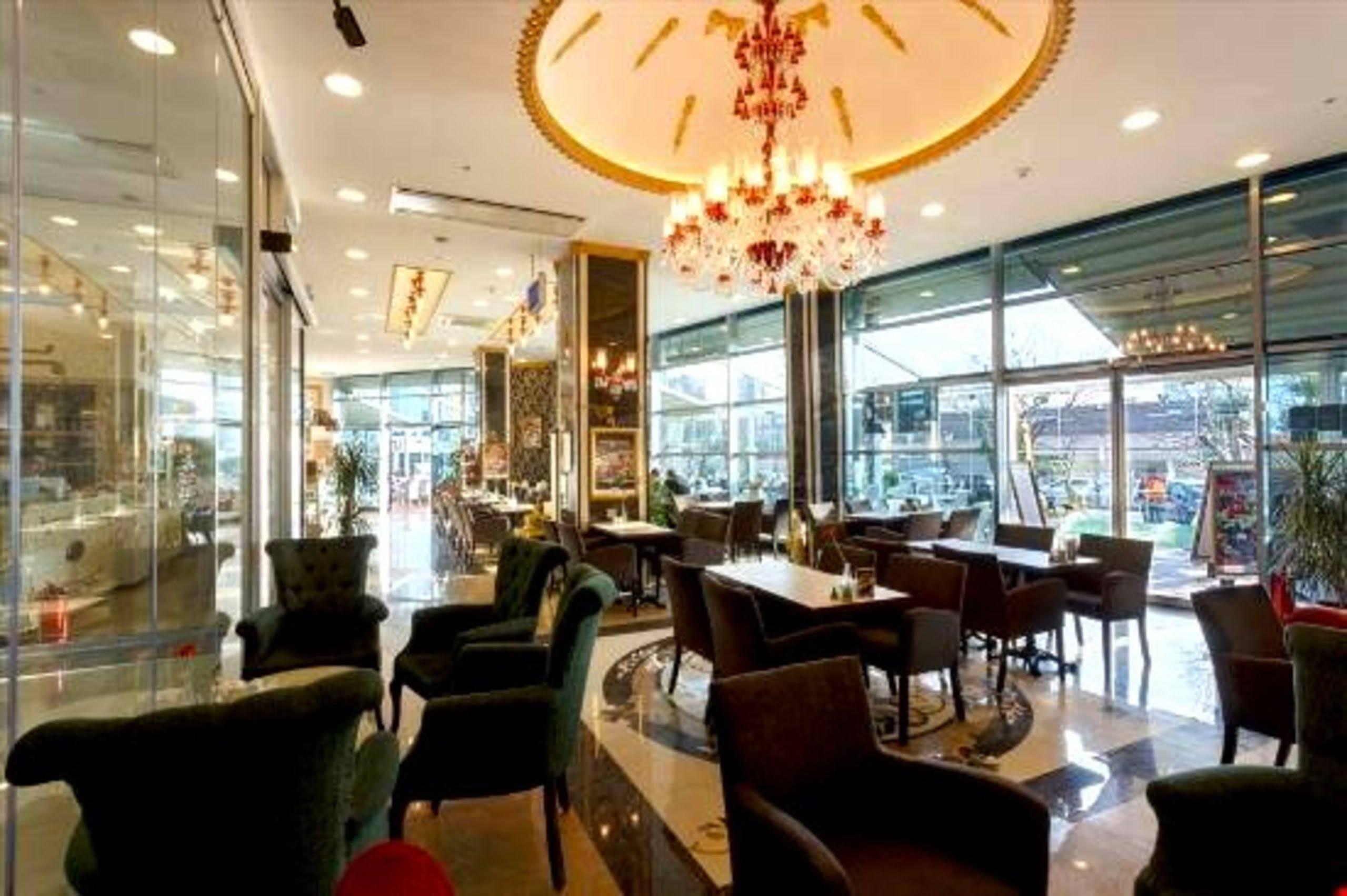 اسطنبول Oezay Suites المظهر الخارجي الصورة